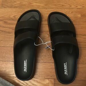 NWT Old Navy Slides black size 9